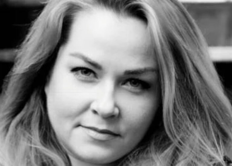 Interview mit Fantasy Autorin JULIA DIPPEL