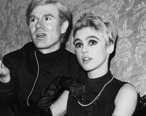 Fotoreportagen, die Geschichte geschrieben haben: Ein Portrait von Andy Warhol